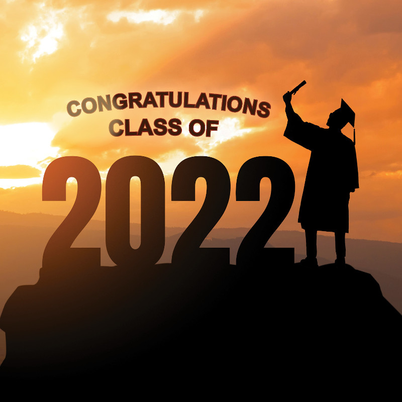 illustration of a sillhouette of a graduate standing next to the number 2022